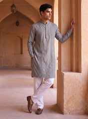 Gray Kurta Pajama Set With Pleating Work